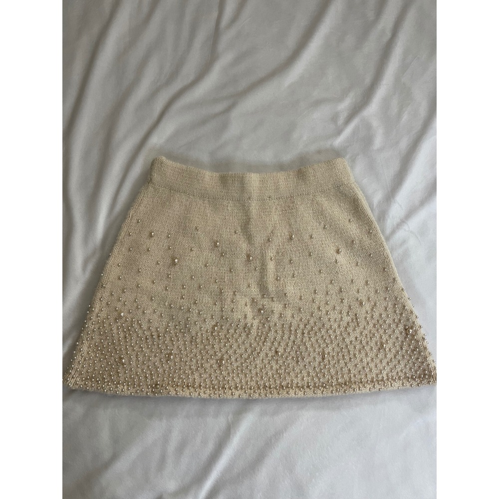 ASTR The Label Cream Knit Pearl Embellished Mini Skirt Beige Medium NEW - Picture 6 of 8